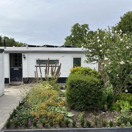 House In A Quiet Location In Zeeland 2 Apartment Bruinisse Exterior photo
